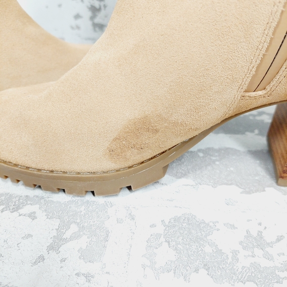 NEW Blondo Tamzin Waterproof Bootie in Tan Suede A250 - Picture 8 of 15